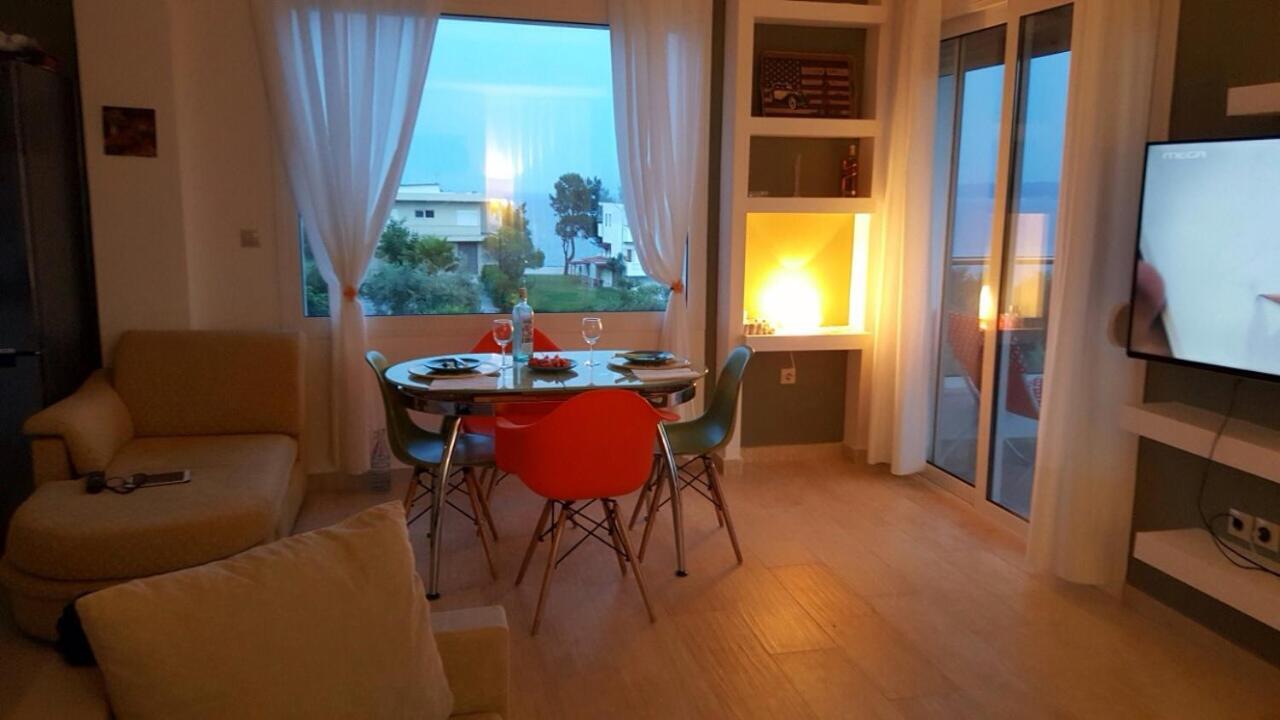 Evita , Penthouse, 53m2 ,athytos 450m From The Holiday home