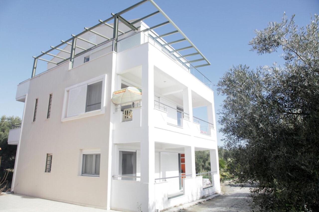 Evita , Penthouse, 53m2 ,athytos 450m From The Holiday home
