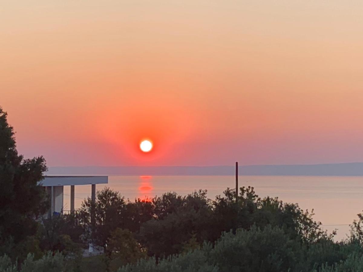 Holiday home Evita , Penthouse, 53m2 ,athytos 450m From The *