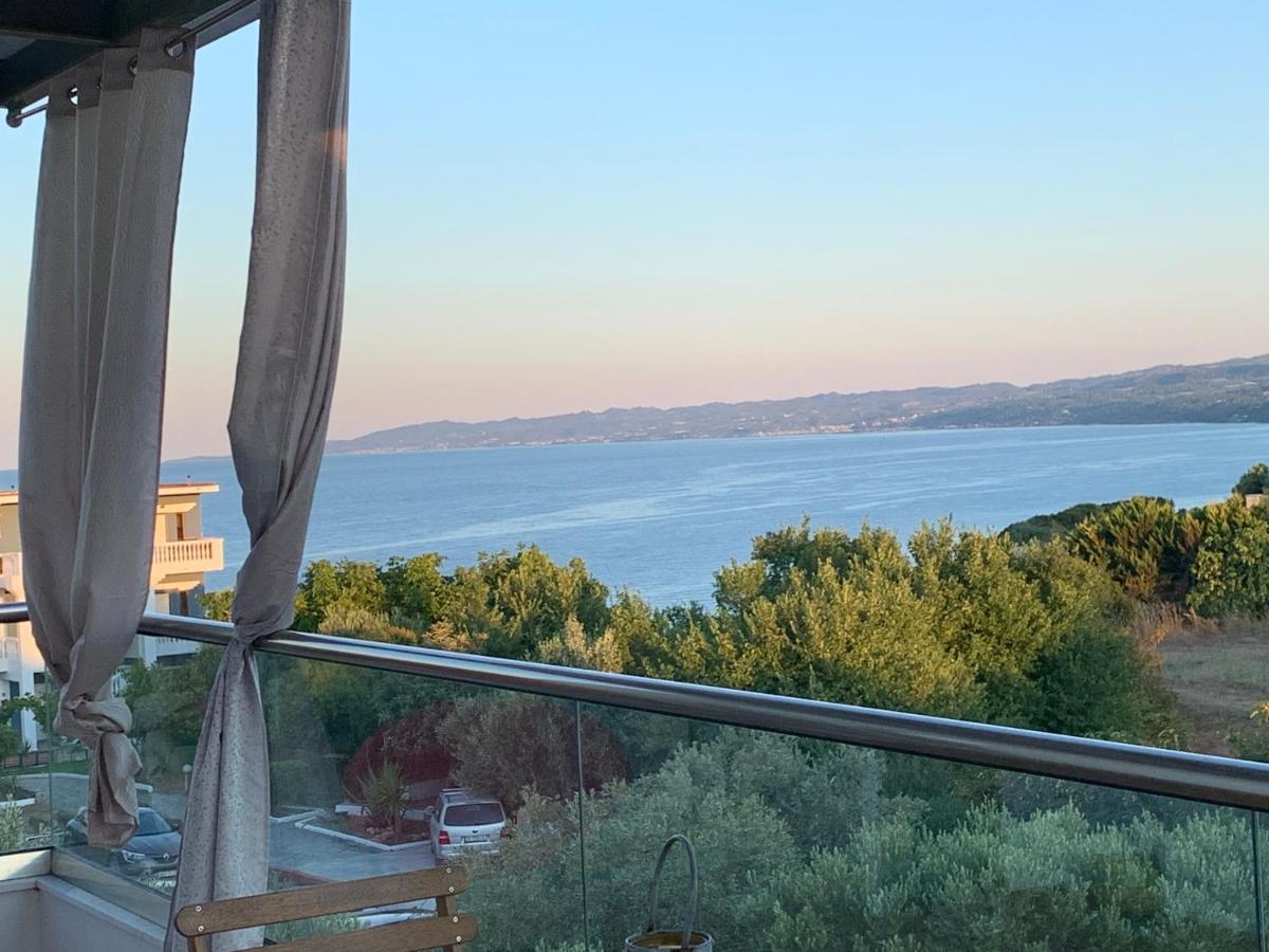 Evita , Penthouse, 53m2 ,athytos 450m From The *