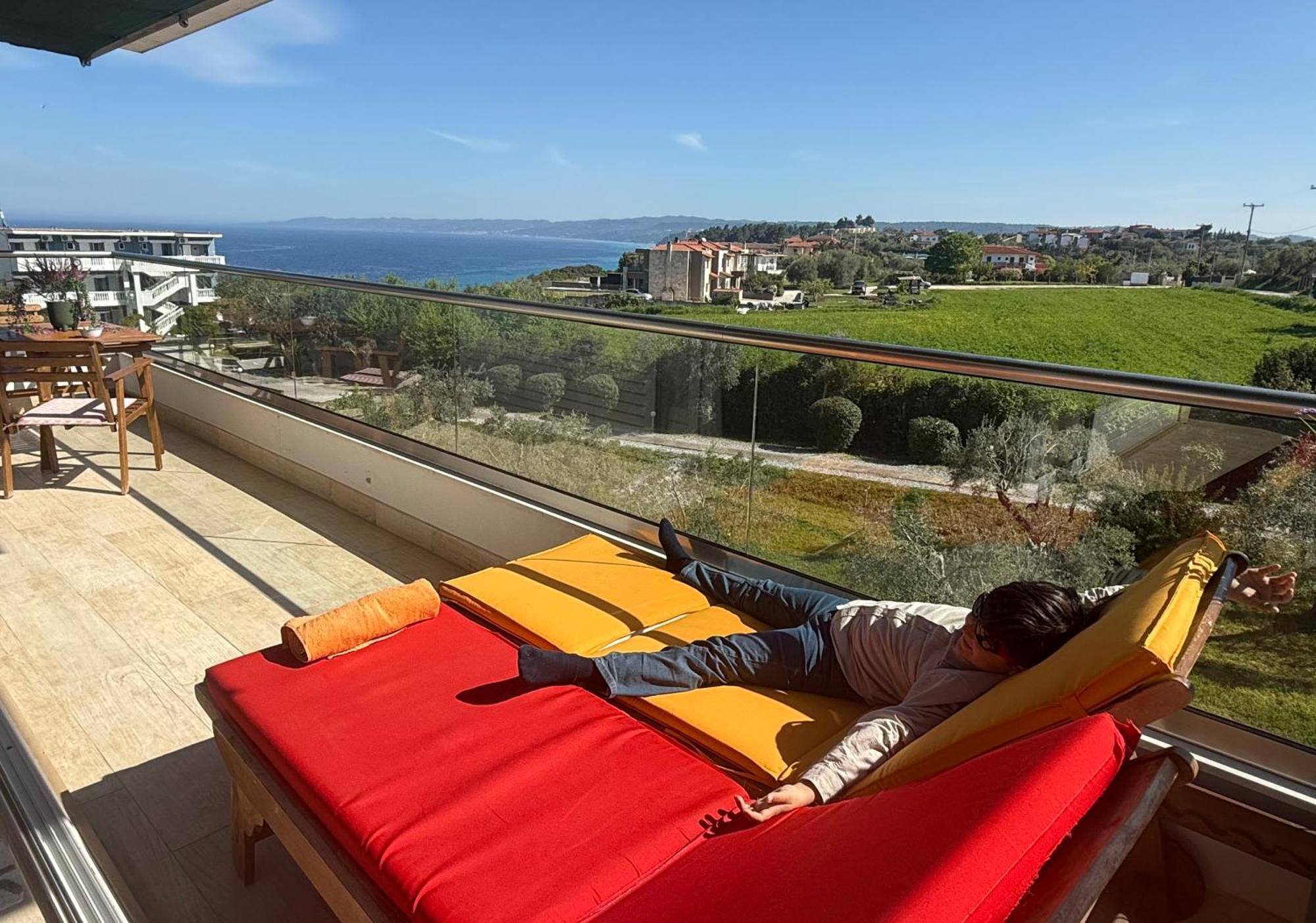 Evita , Penthouse, 53m2 ,athytos 450m From The Holiday home