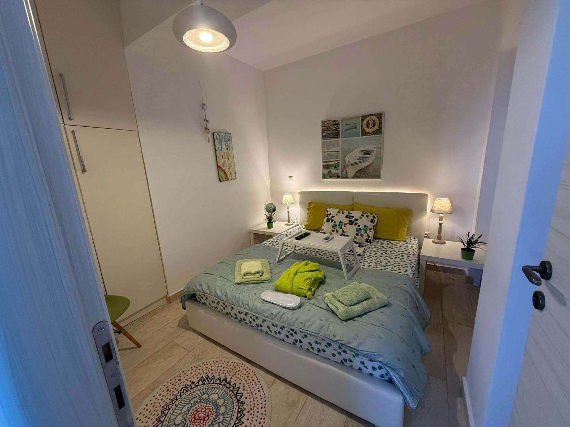 Сasa de vacaciones Evita , Penthouse, 53m2 ,athytos 450m From The *