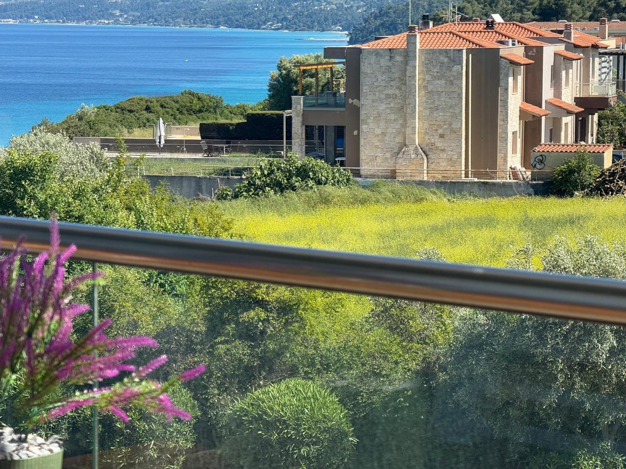 Сasa de vacaciones Evita , Penthouse, 53m2 ,athytos 450m From The *